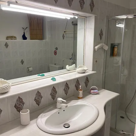 Globy Seaview Garden Homes Thessaloniki * Агия Триас