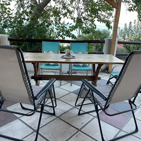 Апартамент Globy Seaview Garden Homes Thessaloniki *